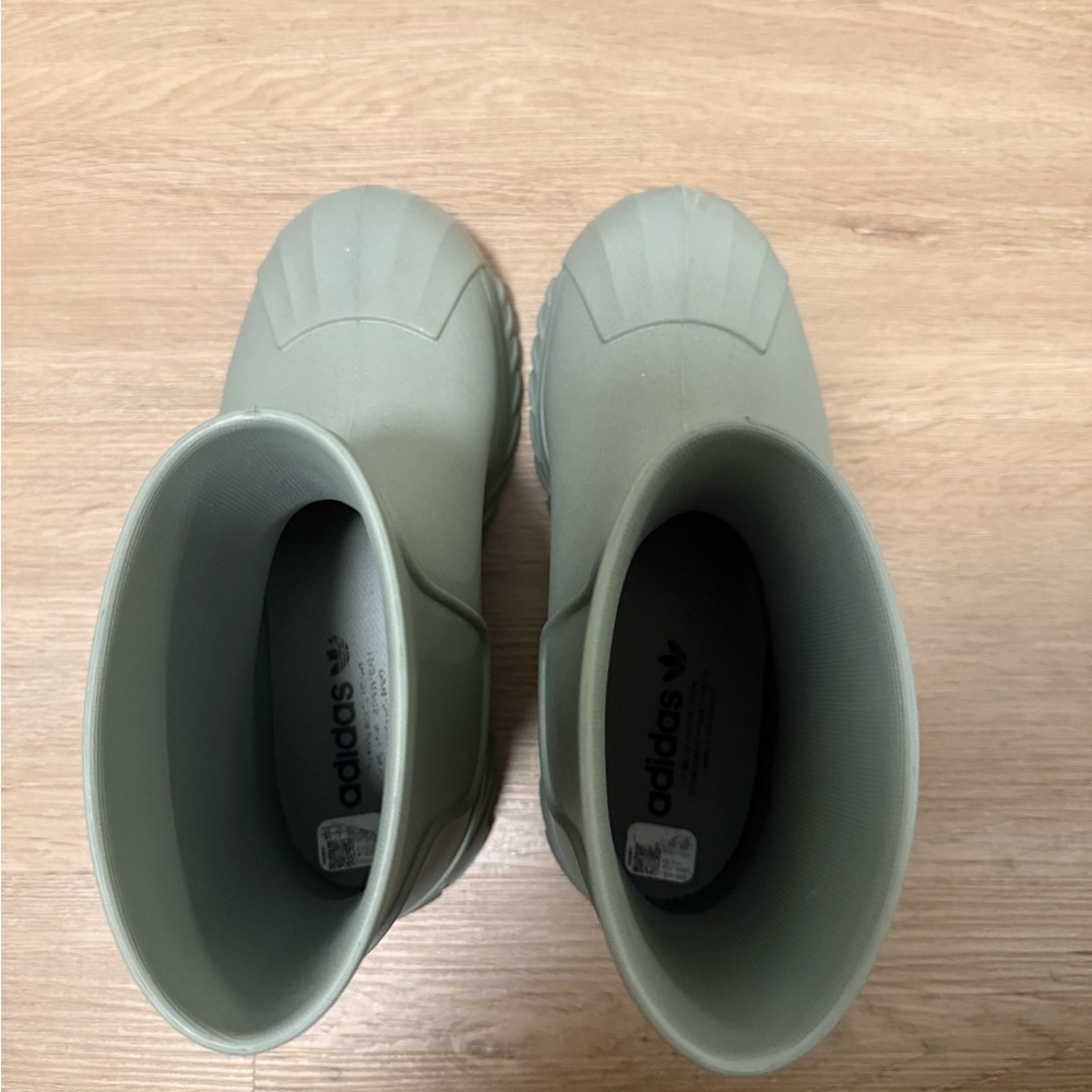 Adidas AdiFOM SST Boot Shoes - Picture 4 of 5